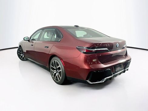 Used 2025 BMW 740i RWD image 8