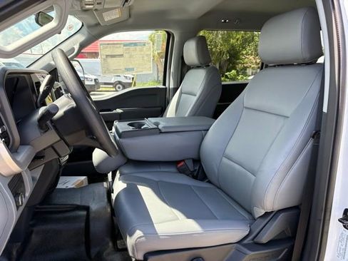 New 2026 Ford F450 XL w/ XL Chrome Package image 9