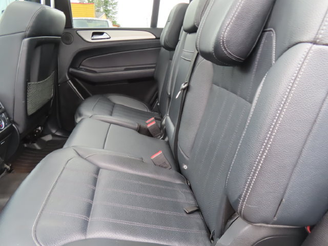 Used 2018 Mercedes-Benz GLS 450 4MATIC image 37