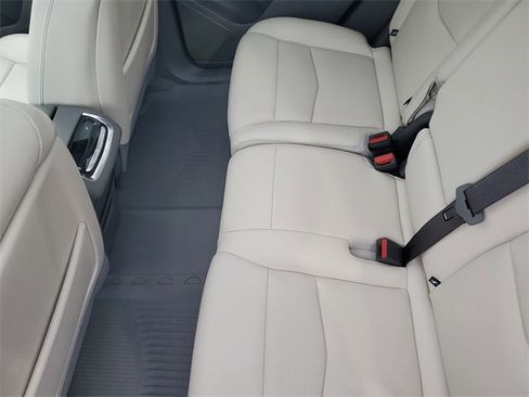 Certified 2024 Cadillac XT6 Premium Luxury w/ LPO, Floor Liner Package image 31