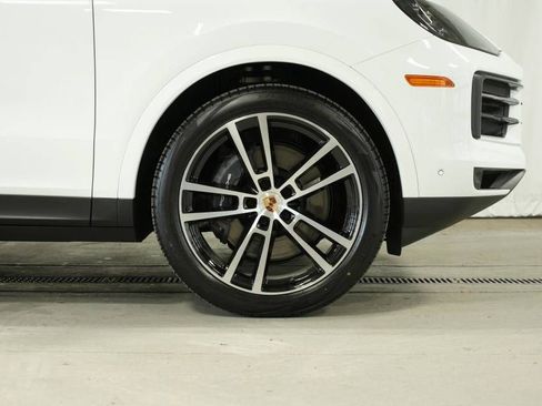 New 2026 Porsche Cayenne AWD/4WD image 42