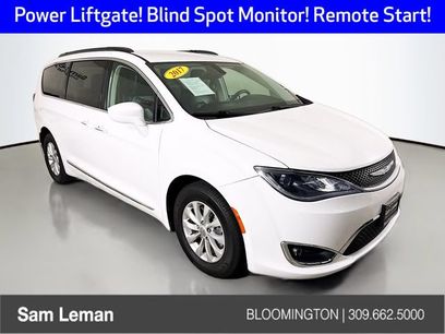 Used 2017 Chrysler Pacifica Touring-L