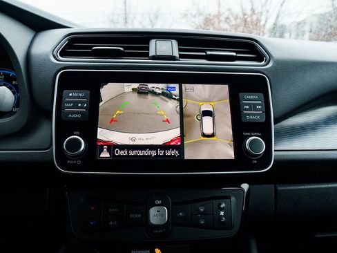 Used 2023 Nissan Leaf SV Plus w/ Protection Package image 13