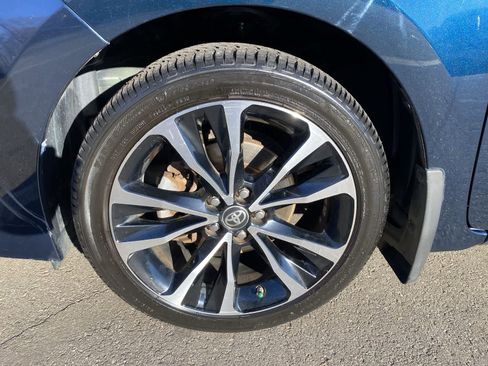 Used 2017 Toyota Corolla SE image 11
