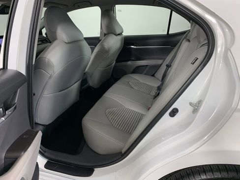 Used 2023 Toyota Camry SE image 26