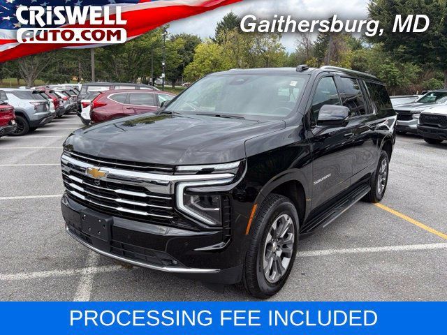 Used 2025 Chevrolet Suburban LT w/ Comfort Package AWD/4WD image 1