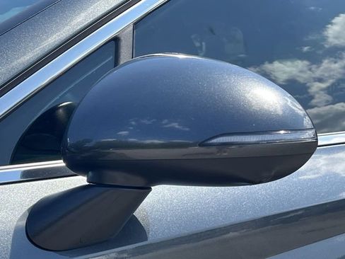 Used 2023 Hyundai Sonata Limited w/ Preferred Accessory Package FWD image 45