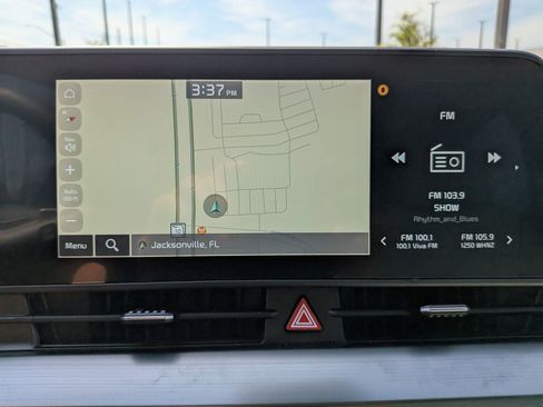 Used 2025 Kia Sportage EX AWD/4WD image 14