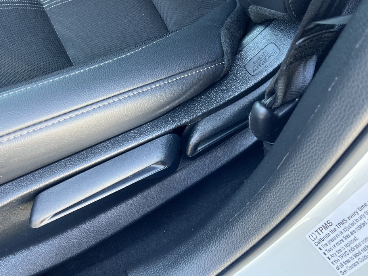 Used 2024 Honda Civic Sport image 9