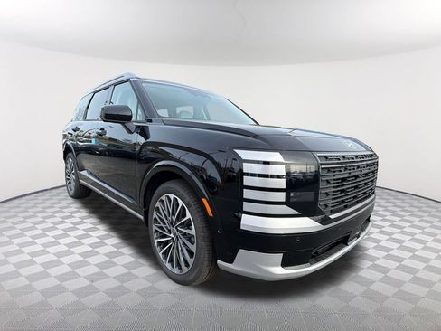 New 2026 Hyundai Palisade Calligraphy FWD image 3