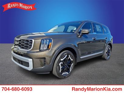 New 2025 Kia Telluride S