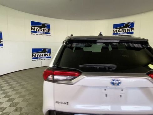 Used 2023 Toyota RAV4 XSE AWD/4WD image 9