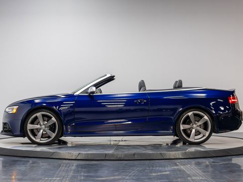Used 2013 Audi RS 5 Cabriolet image 35
