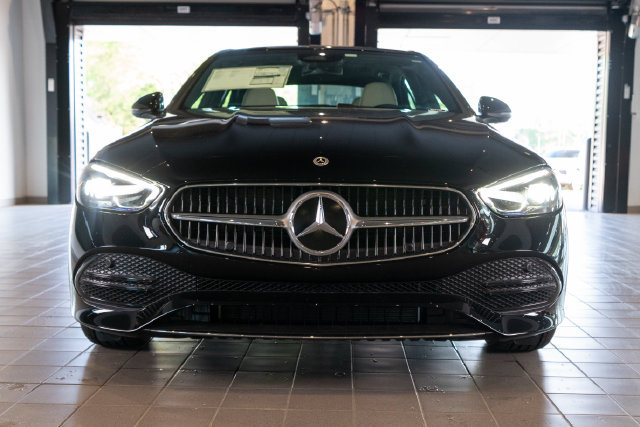 Used 2026 Mercedes-Benz C 300 4MATIC Sedan image 2
