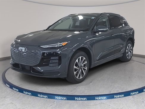 New 2025 Audi Q6 e-tron Premium Plus image 1