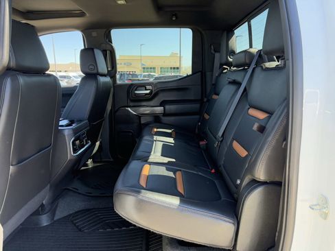 Used 2020 GMC Sierra 1500 AT4 w/ AT4 Premium Package image 30