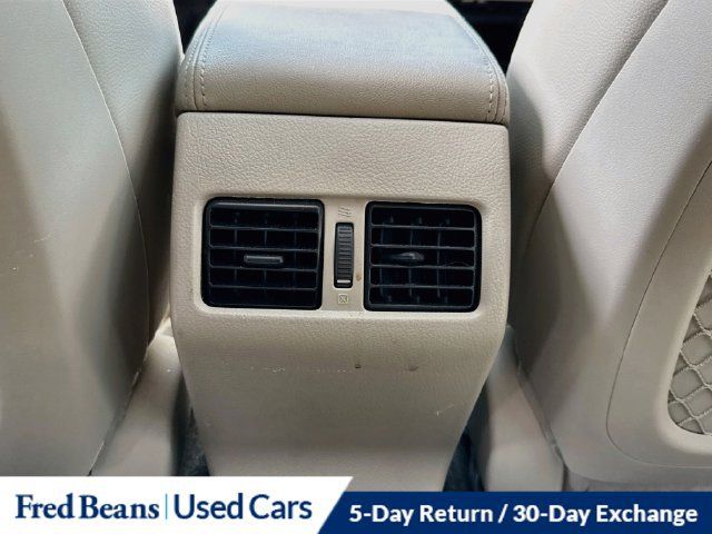 Used 2014 Subaru Outback 2.5i Limited w/ Moonroof Package AWD/4WD image 32