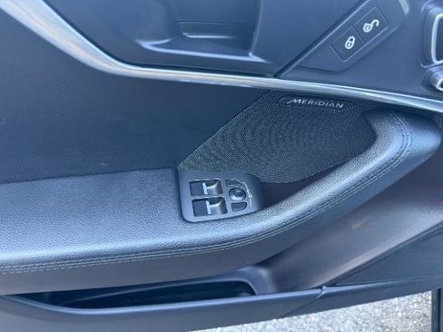 Used 2018 Jaguar F-TYPE Coupe image 18