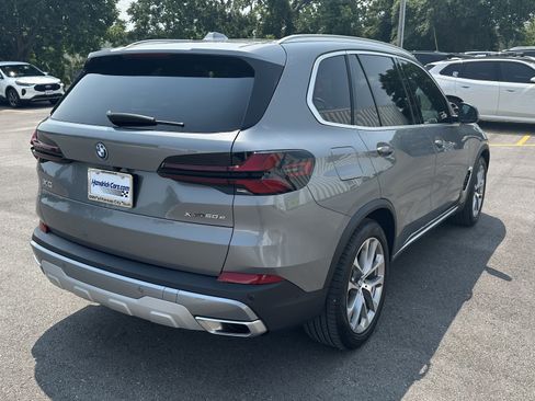 Used 2025 BMW X5 xDrive50e w/ Climate Comfort Package AWD/4WD image 10