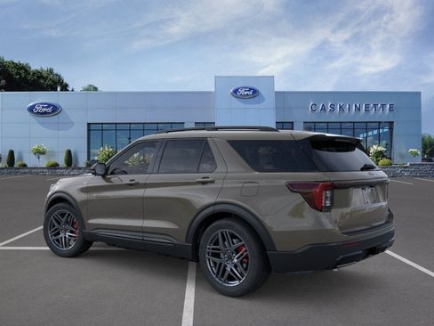New 2026 Ford Explorer ST-Line w/ ST-Line Street Pack AWD/4WD image 4