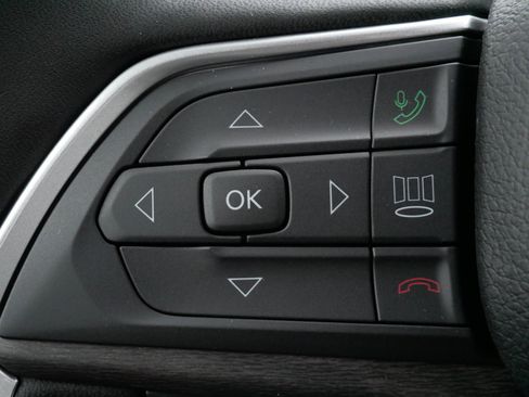 New 2025 Jeep Grand Cherokee Limited image 15