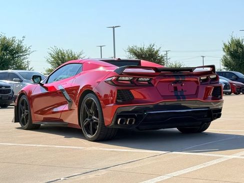Used 2021 Chevrolet Corvette Stingray Premium Conv w/ Z51 Performance Package RWD image 11