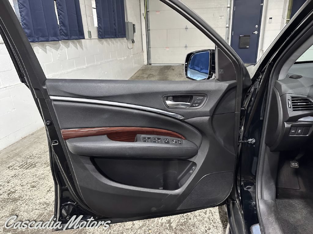 Used 2014 Acura MDX w/ Technology Package AWD/4WD image 23