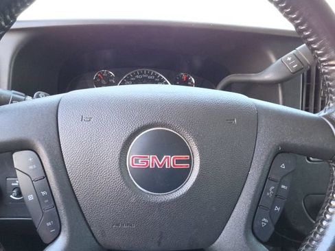 Used 2023 GMC Savana 2500 w/ Driver Convenience Package RWD image 4