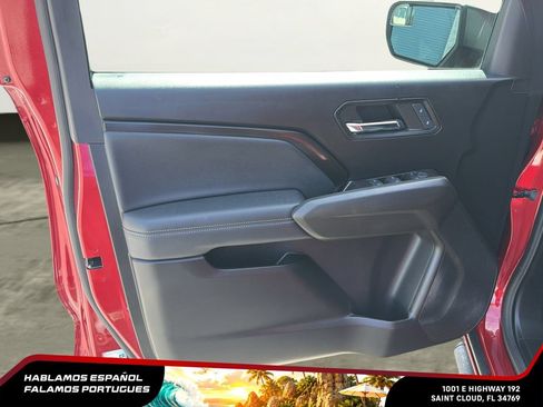 Used 2024 Chevrolet Colorado LT w/ LT Convenience Package RWD image 11