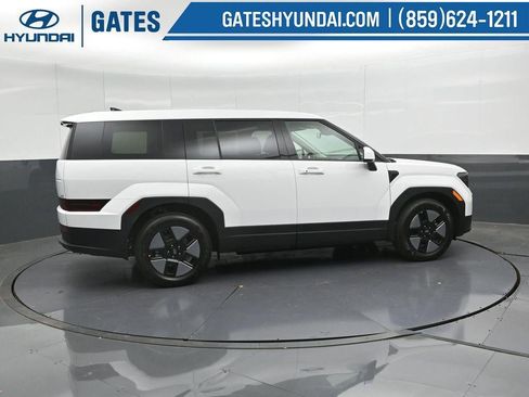 New 2026 Hyundai Santa Fe SE image 3