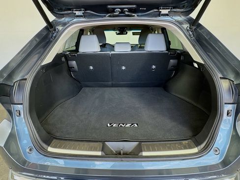 Used 2021 Toyota Venza XLE AWD/4WD image 24