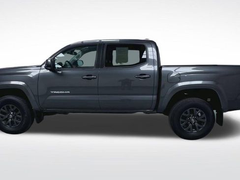 Certified 2023 Toyota Tacoma SR5 AWD/4WD image 20