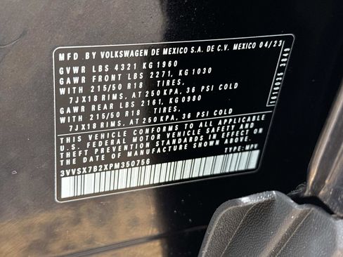 Used 2023 Volkswagen Taos SE FWD image 17