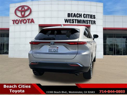 Certified 2021 Toyota Venza Limited image 11