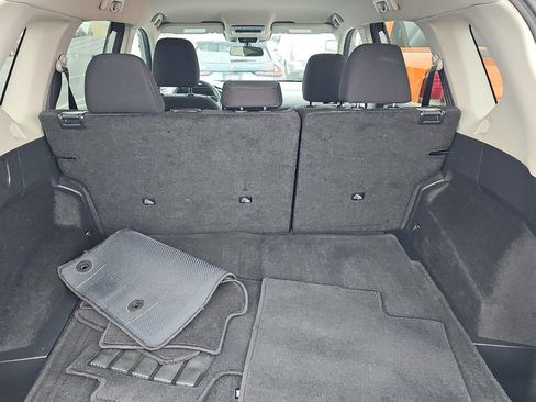 Used 2024 Nissan Rogue SV image 13