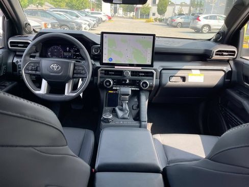 Used 2026 Toyota 4Runner Limited AWD/4WD image 10