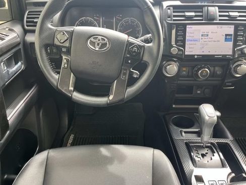 Used 2020 Toyota 4Runner TRD Off-Road Premium w/ Moonroof Package AWD/4WD image 13