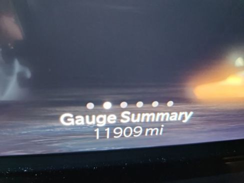 Used 2024 Jeep Grand Wagoneer Series III w/ Rear Seat Video Group 1 image 12