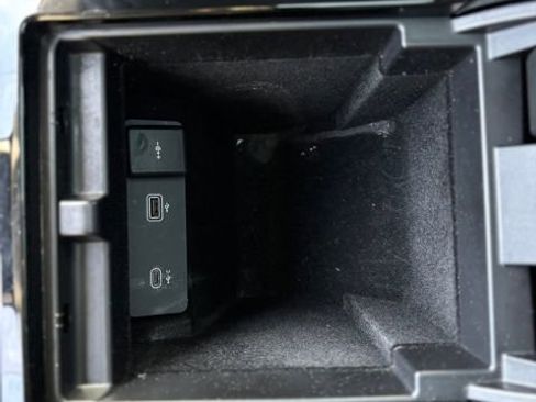 Used 2021 Land Rover Range Rover Evoque S image 31