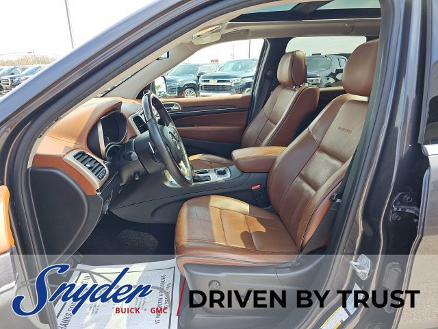 Used 2016 Jeep Grand Cherokee Summit AWD/4WD image 10
