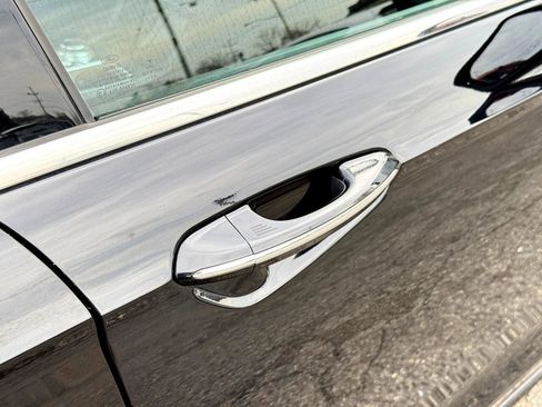 Used 2019 Ford Fusion Energi Titanium image 93