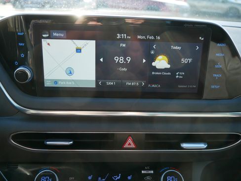 Used 2021 Hyundai Sonata SEL Plus w/ Tech Package image 22