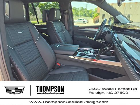 New 2026 Cadillac Escalade Platinum Sport AWD/4WD image 10