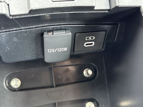 Used 2024 Toyota Corolla LE FWD image 27