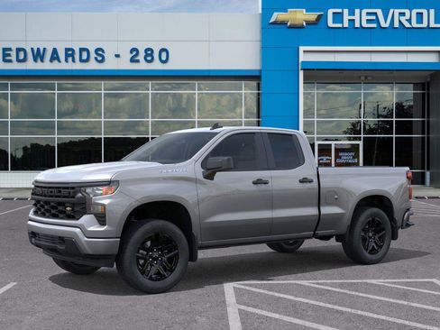 New 2026 Chevrolet Silverado 1500 Custom image 2