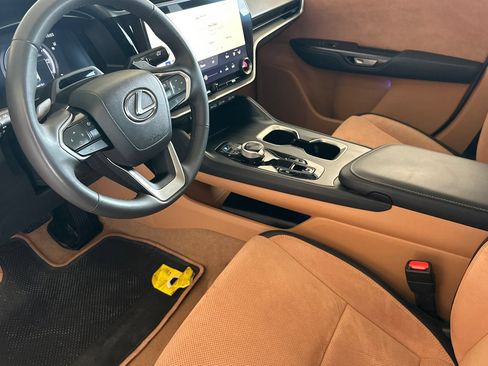 Certified 2023 Lexus RZ 450e Premium w/ Accessory Package (P5) AWD/4WD image 7