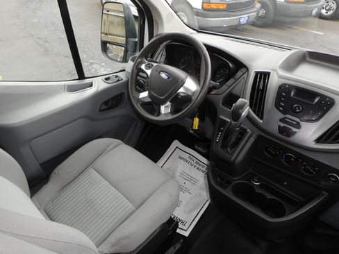 Used 2016 Ford Transit 250 130 Low Roof w/ Exterior Upgrade Package RWD image 25