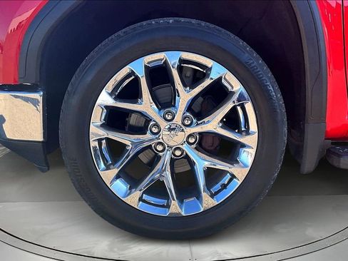 Used 2019 GMC Sierra 1500 SLT w/ SLT Premium Package image 31