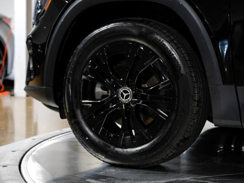 Used 2024 Mercedes-Benz GLB 250 w/ Exclusive Package image 58