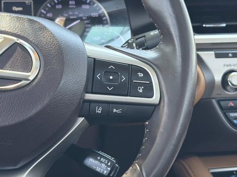 Used 2018 Lexus ES 350 w/ Premier Package FWD image 13